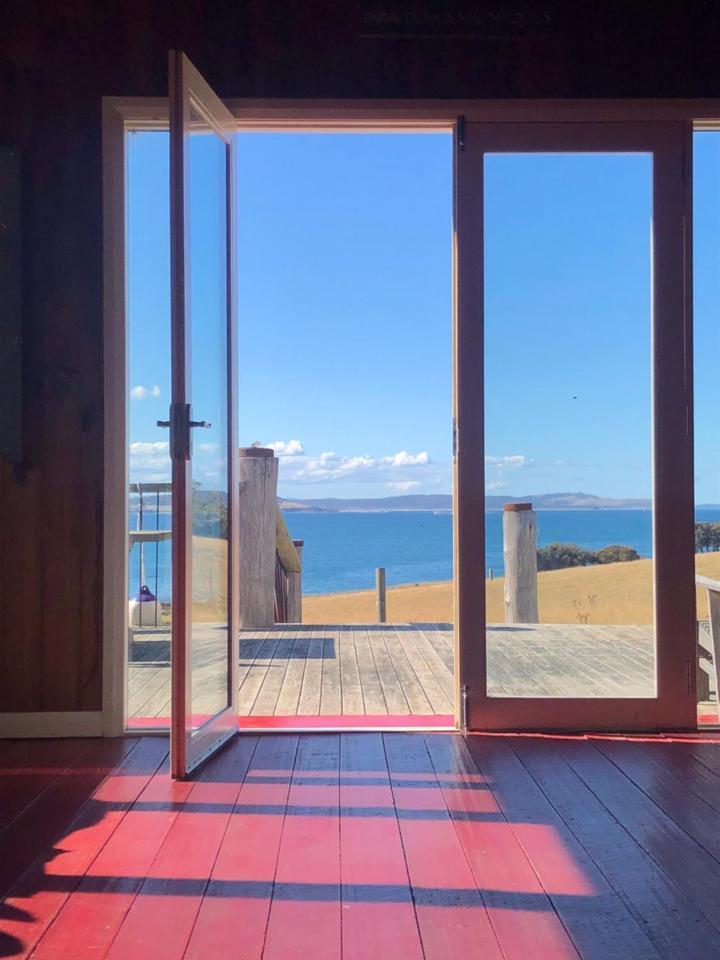 The Woolshed And Farmhouse Blue, Bruny Island Barnes Bay Bagian luar foto